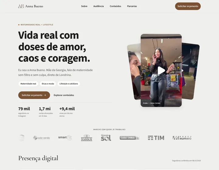 Mídia kit da Anna Bueno: página inicial com números do Instagram e marcas parceiras